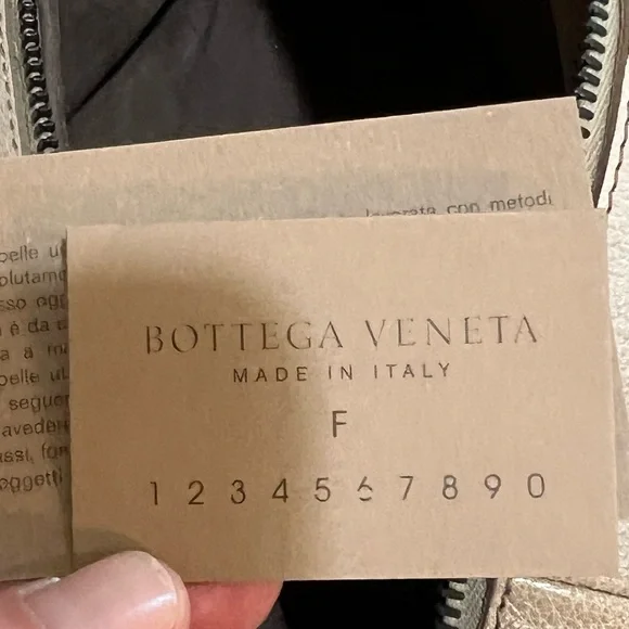 Authentic Bottega Veneta tan/gray ombré small satchel bag - Picture 12 of 12